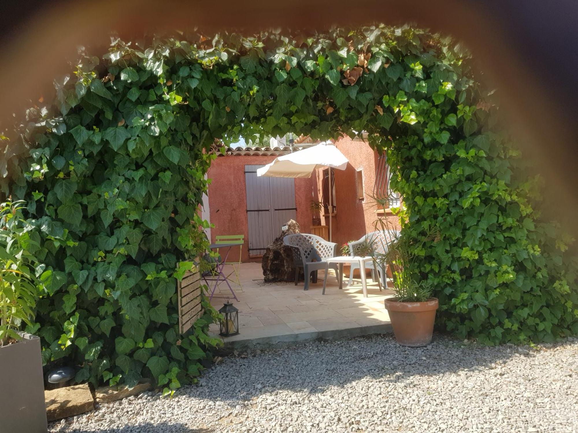 Les Lezards 2 Au Soleil Draguignan Bed and Breakfast Εξωτερικό φωτογραφία